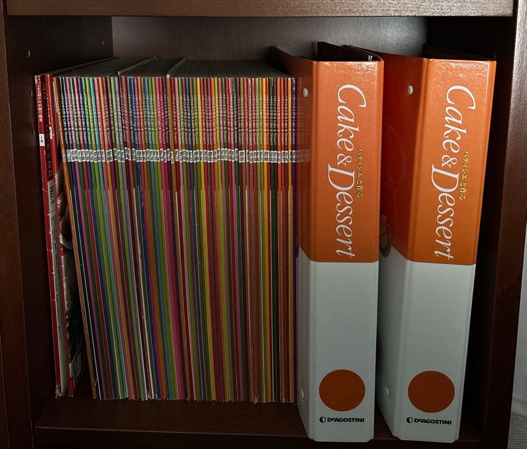 デアゴスティーニ　パティシエと作る　Cake &Dessert