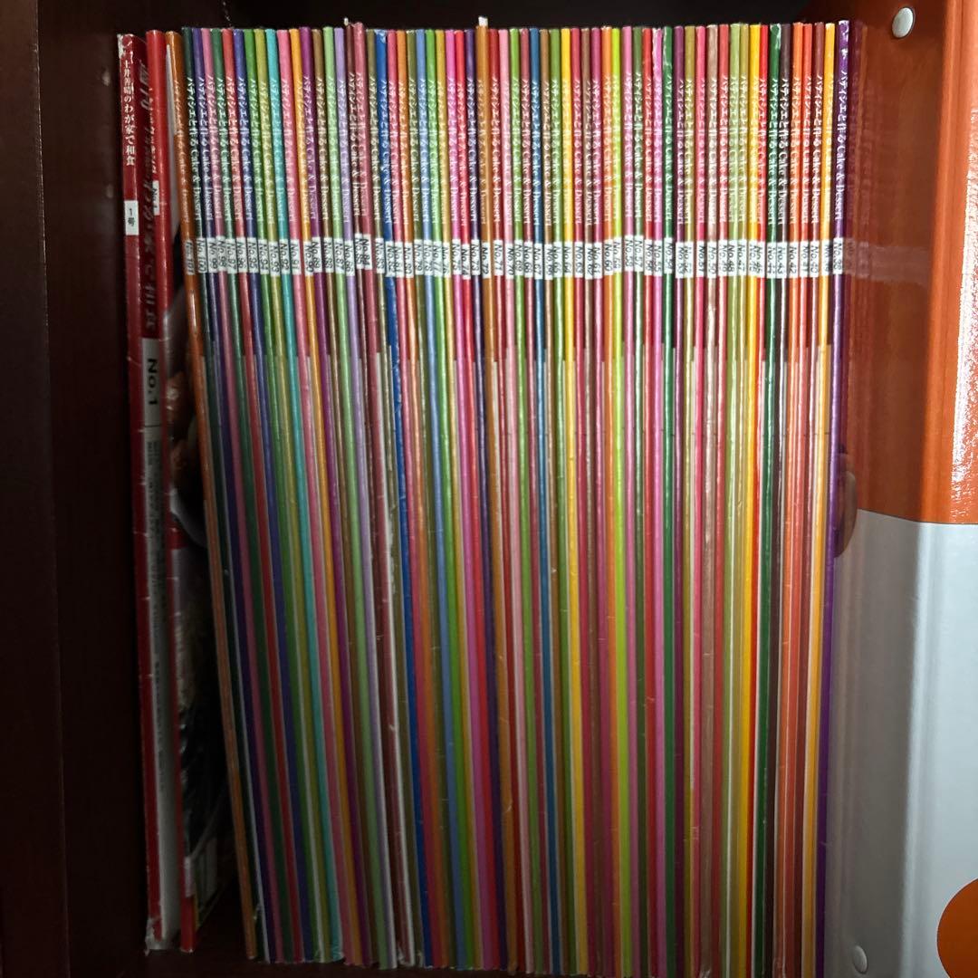 デアゴスティーニ　パティシエと作る　Cake &Dessert