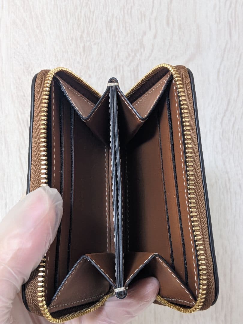 Burberry チェック柄 二つ折り財布　ノバチェック