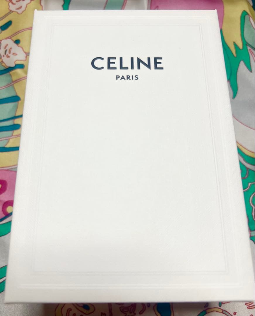 【値下げ】セリーヌ　財布　トリンオフ