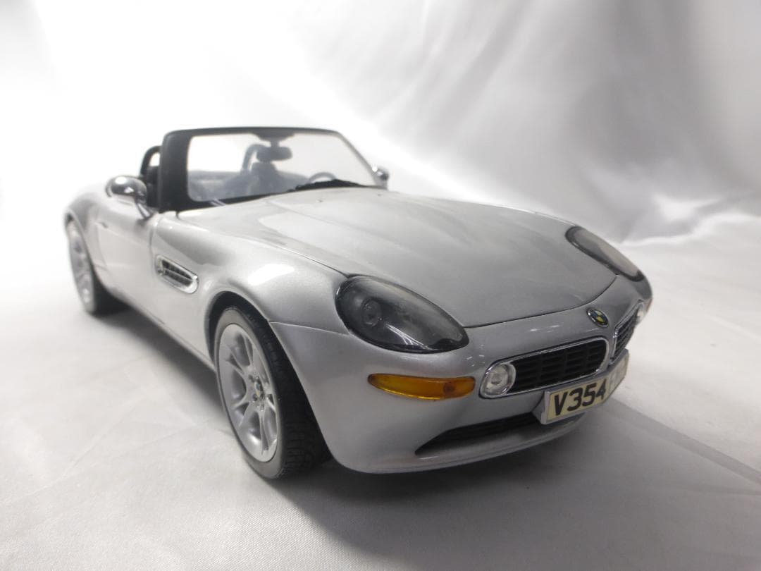 1/18 ダイキャストカー BMWディーラー限定販売　007 BMW Z8