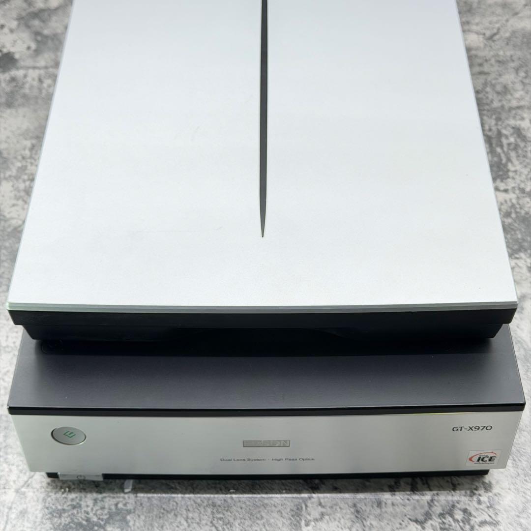 EPSON　GT-X970　フラットベッドスキャナー　動作確認済み