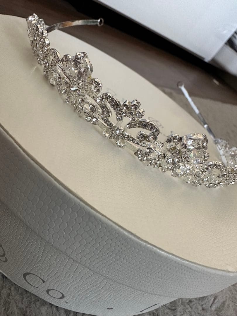 Ivory & Co. ティアラ　結婚式