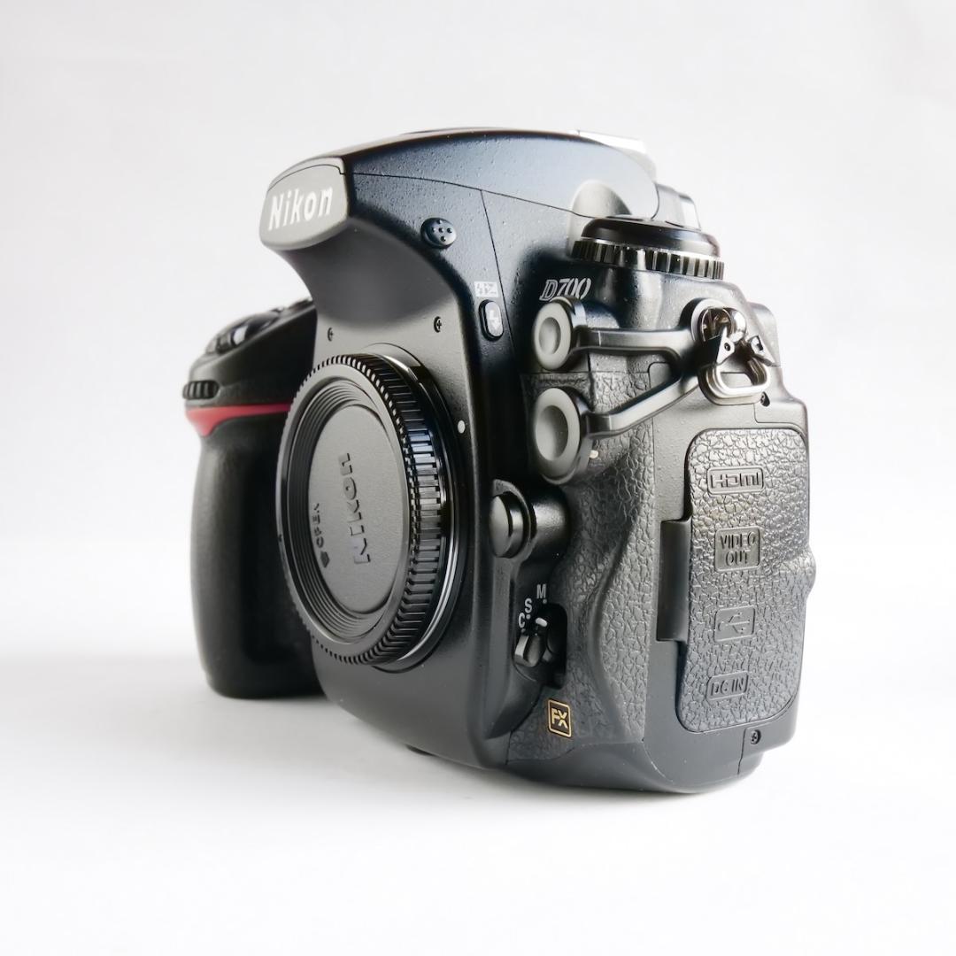 ニコン Nikon D700 ボディ FX デジタル一眼レフ 付属品多数 美品