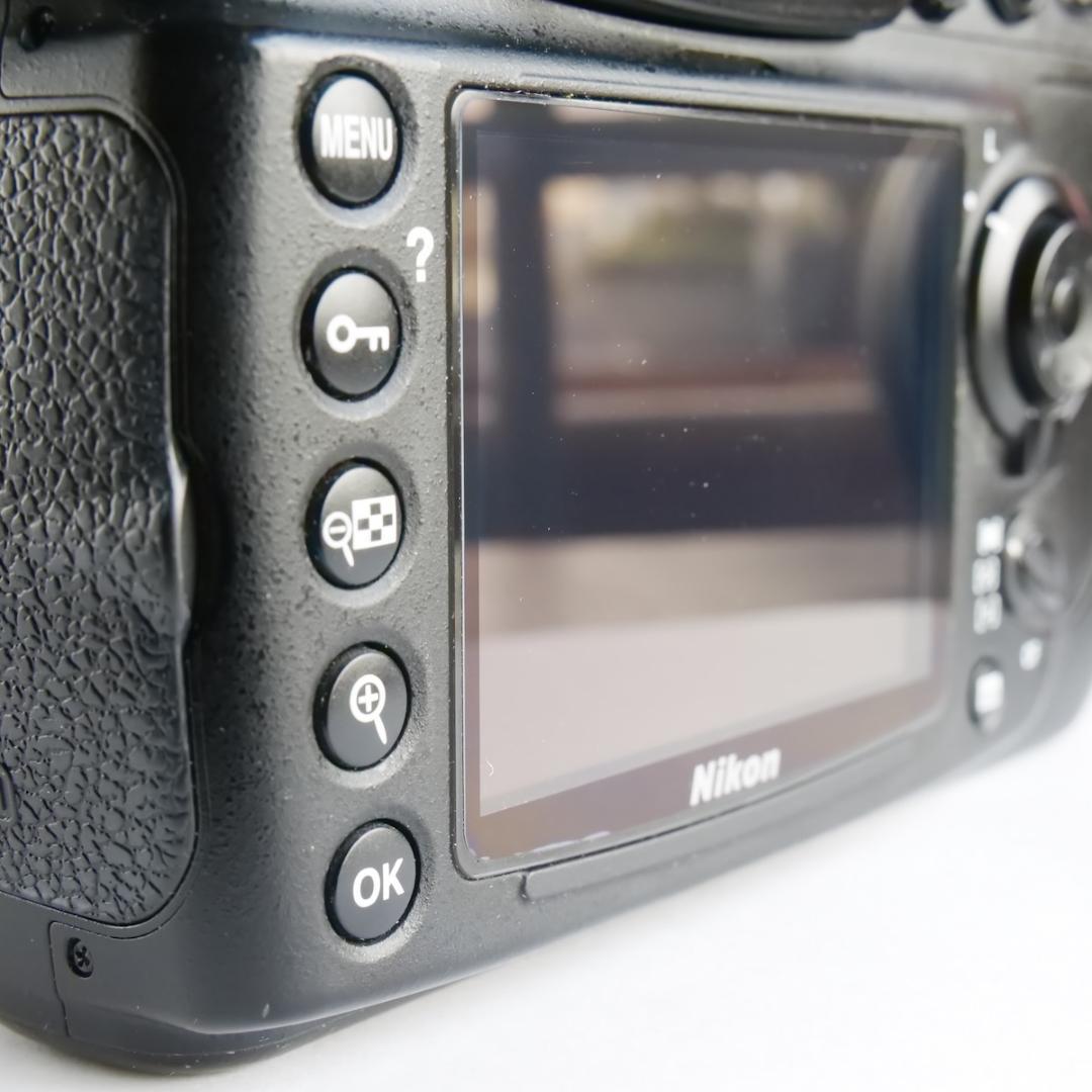 ニコン Nikon D700 ボディ FX デジタル一眼レフ 付属品多数 美品