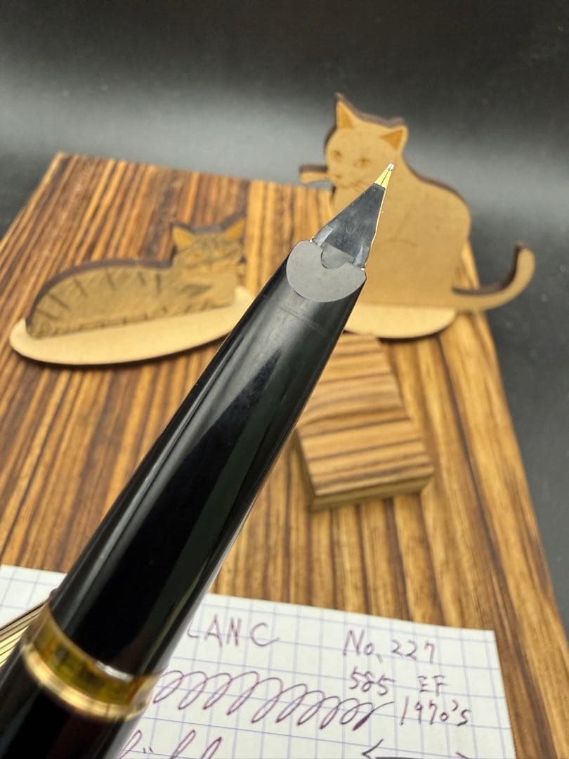 MONTBLANC 万年筆 NO.227 14K張キャップ 585