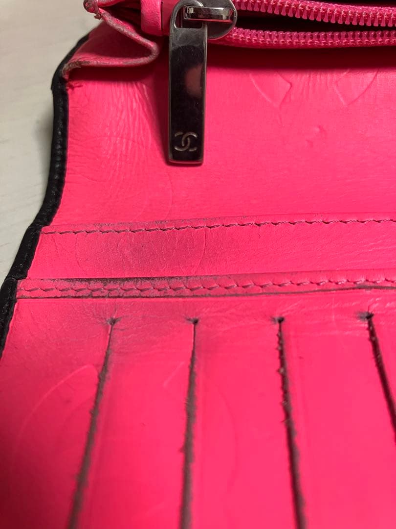 CHANEL ブラックレザー 二つ折り財布