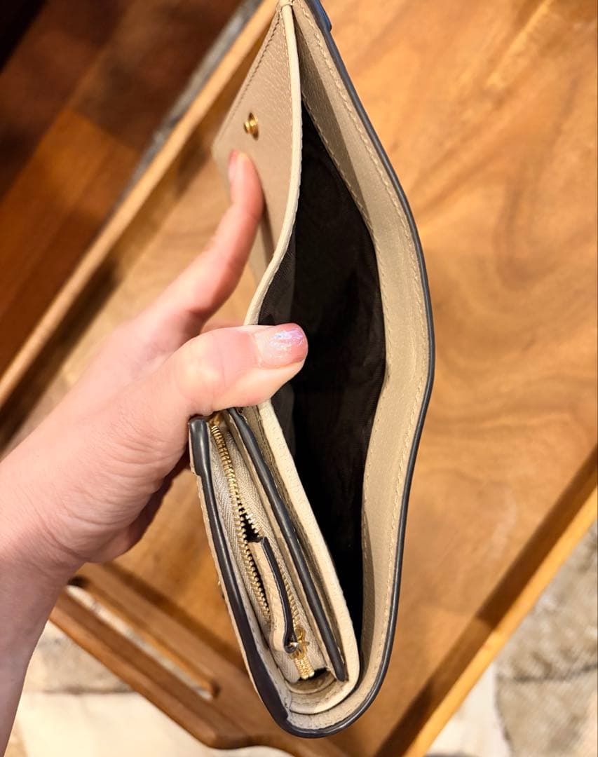 GUCCI オフィディア 二つ折り財布 2025年7月購入