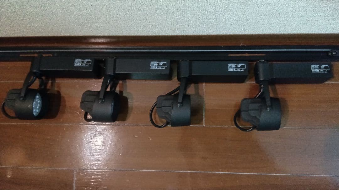 遠藤照明　店舗向け　LEDZ ERS6192B 4灯セット