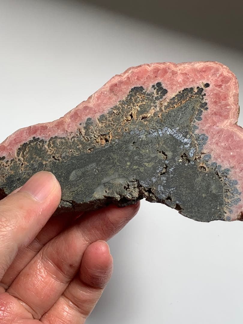 菱マンガン鉱　ロードクロサイト　インカローズ　国産　パイライト　根付　恋愛　水石