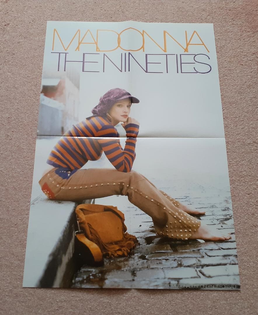 マドンナ　“ Madonna The Nineties “　貴重 ポスター