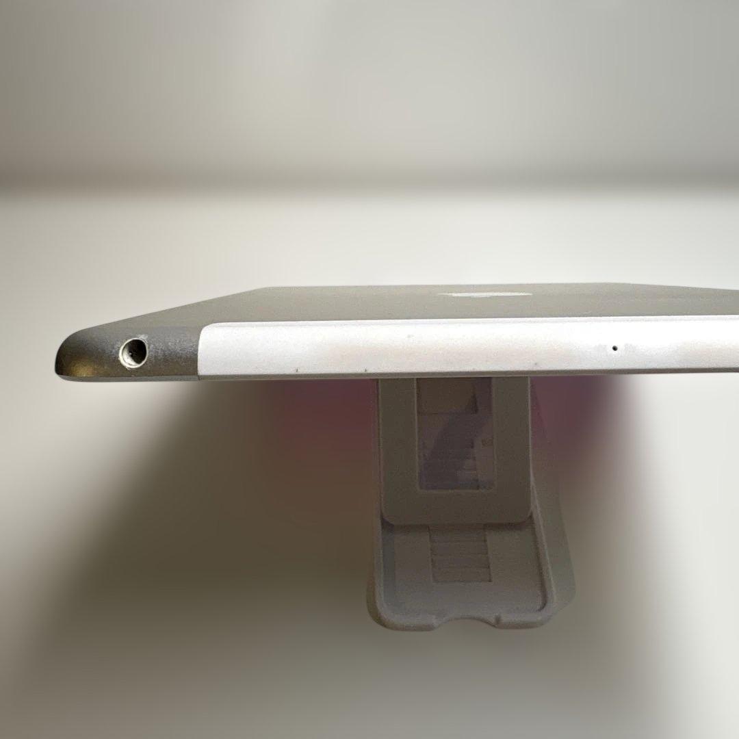 iPad 第6世代 Wi-Fi+Cellular simfree 32GB