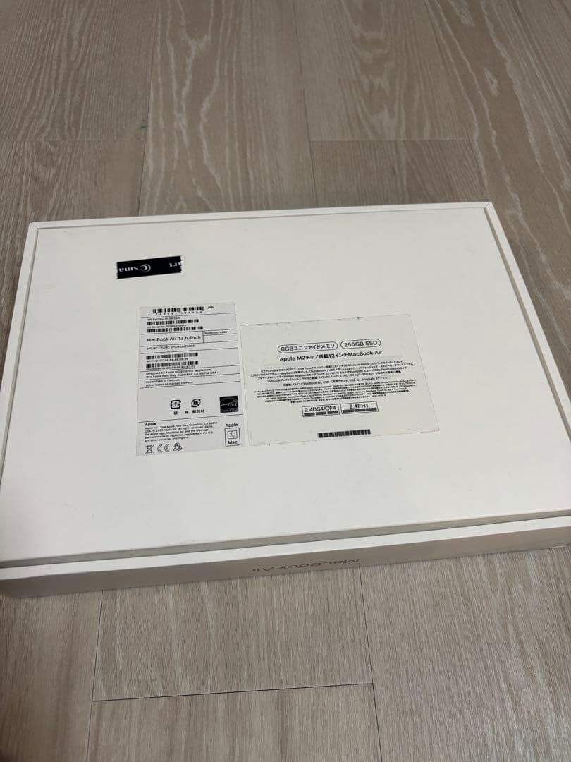MacBook Air M2 13.6インチ　スペースグレー