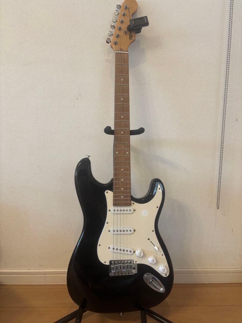 ブラックエレキギター シングルコイル