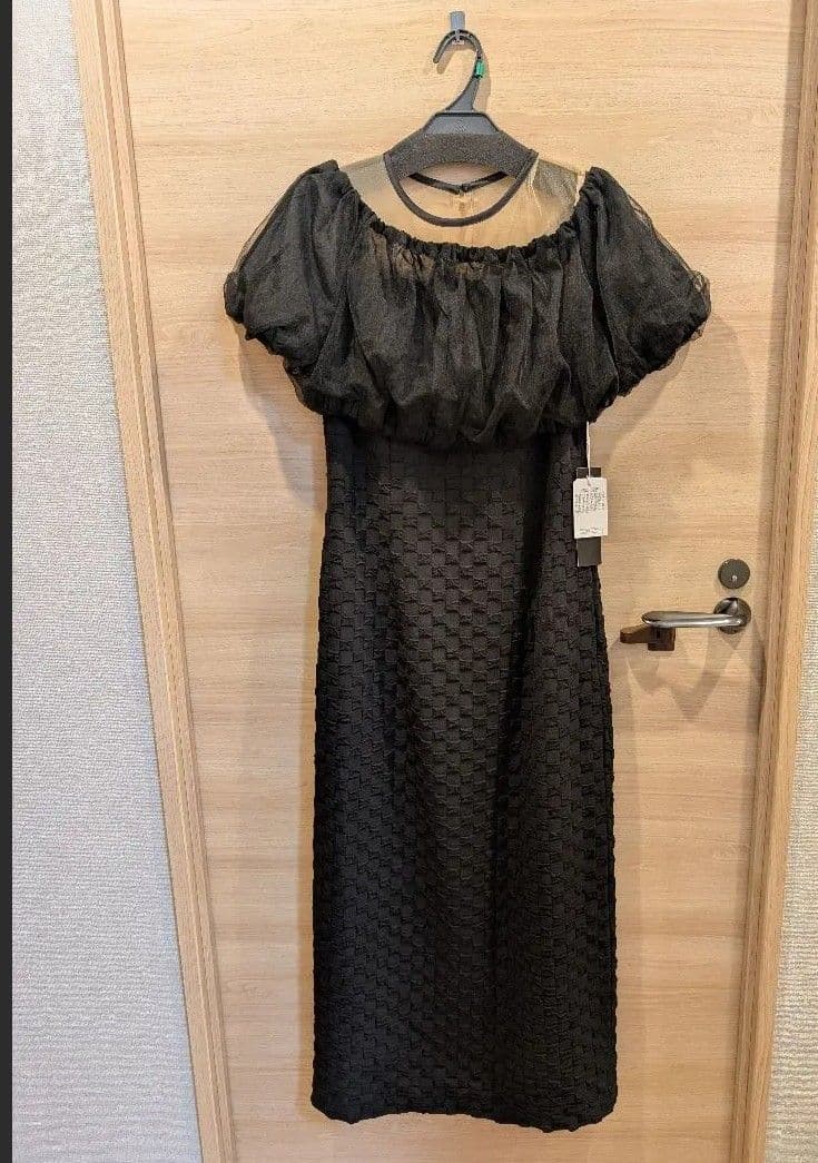 はなさんまとめ買い カーキワンピースLサイズ ブラックワンピースMサイズ