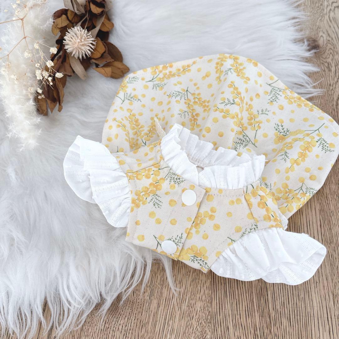 ハンドメイド　ミモザ柄フリル付き立ち襟前開きワンピース　犬服