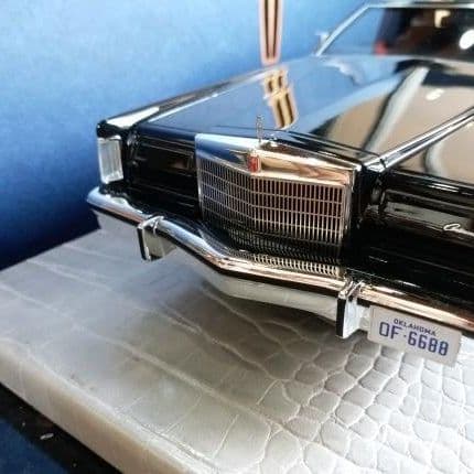 1/18リンカーン AMC Lincoln Continental Mark V