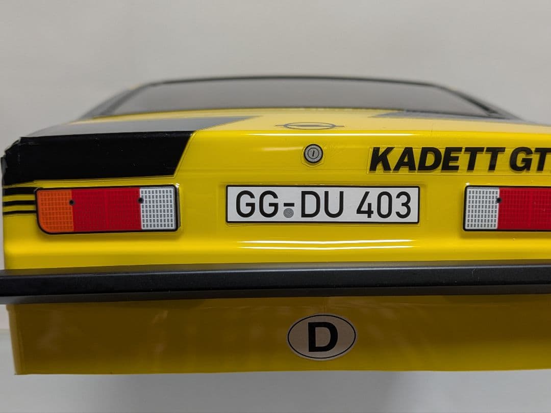 タミヤRC1/10オペルカデットGT/E 2.4Gファインスペックフルセット