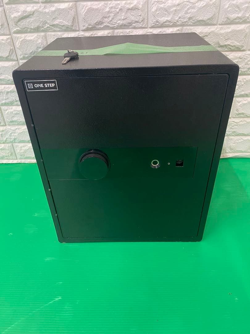 ONE STEPデジタル金庫　セキュリティボックス