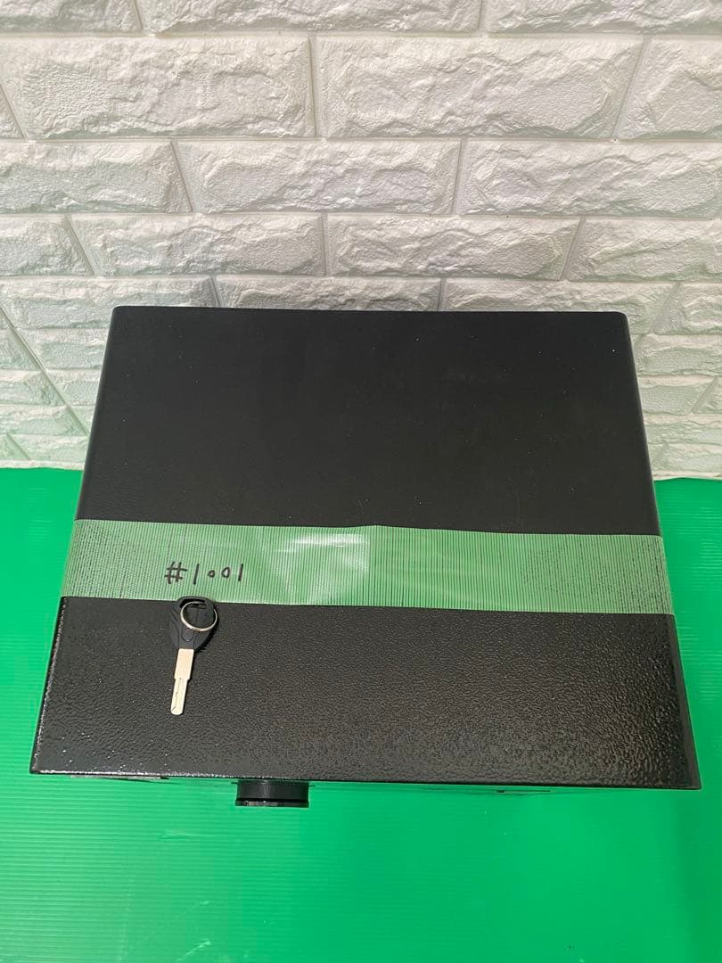 ONE STEPデジタル金庫　セキュリティボックス