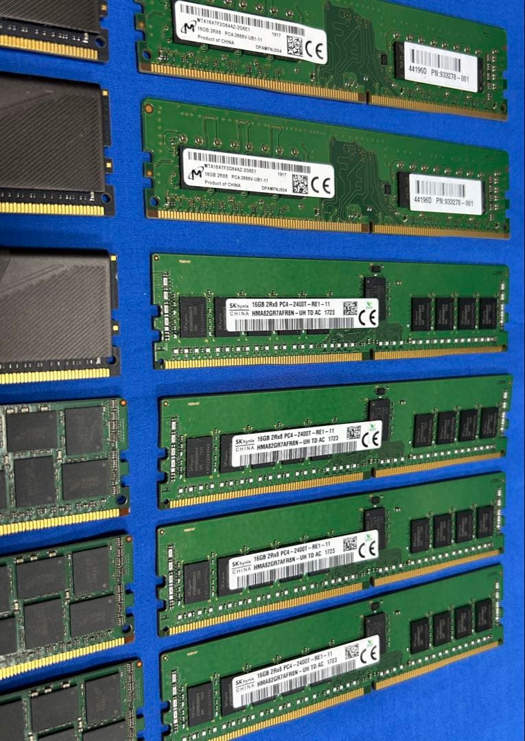 デスクトップ用メモリ DDR4 16GB x13枚