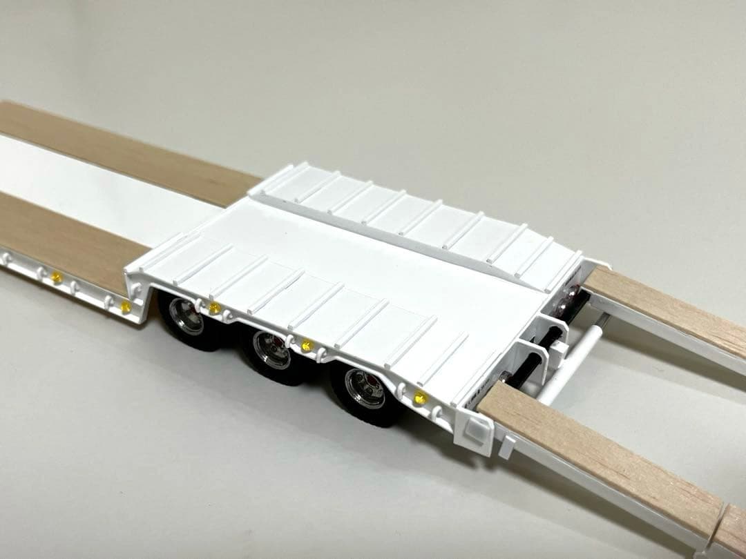 1/50 3軸低床トレーラー自動あゆみ　ケンクラフト プロフィア 用　重機　建機