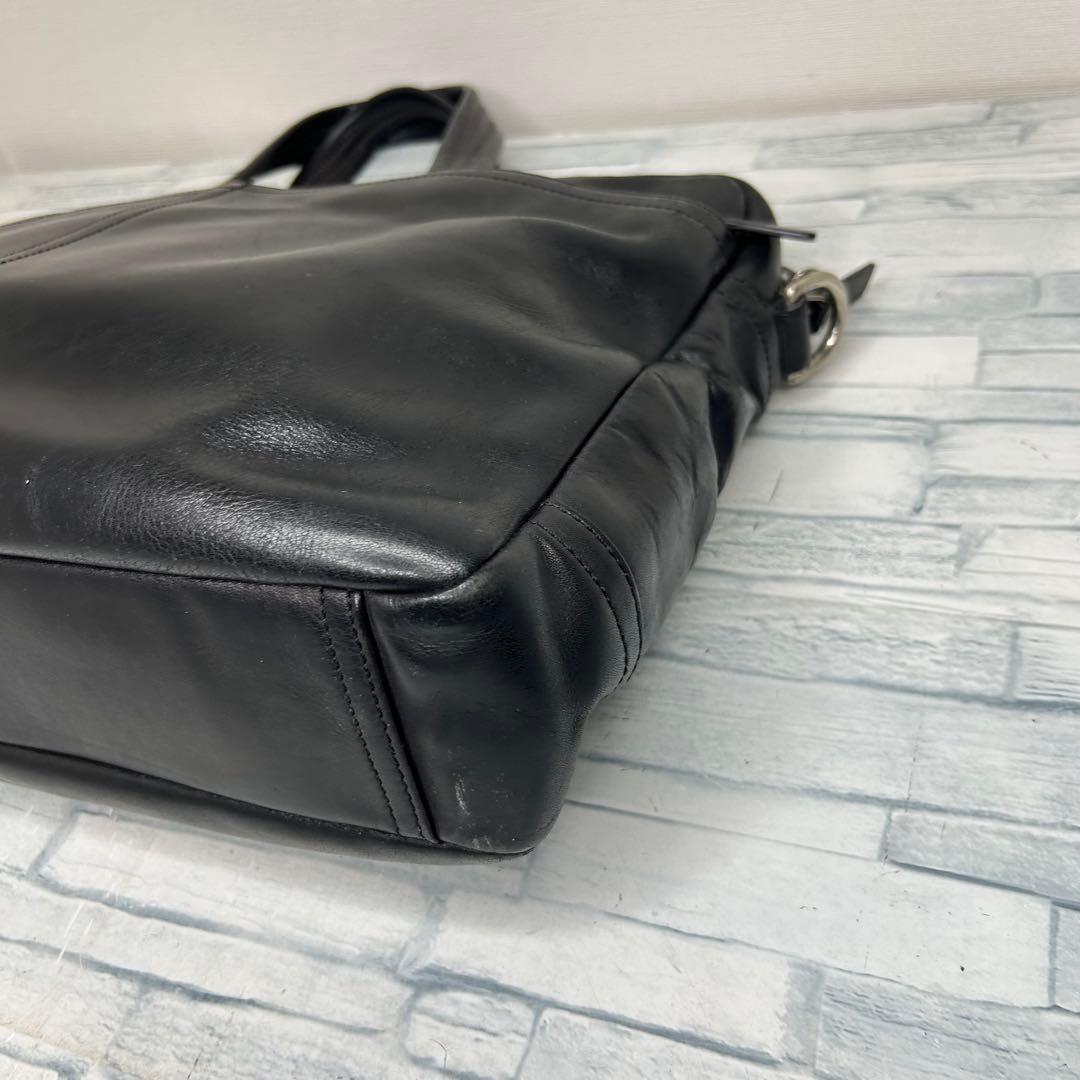 ヨッシー　55 美品　COACH コーチ ショルダーバッグ　ビジネスバック