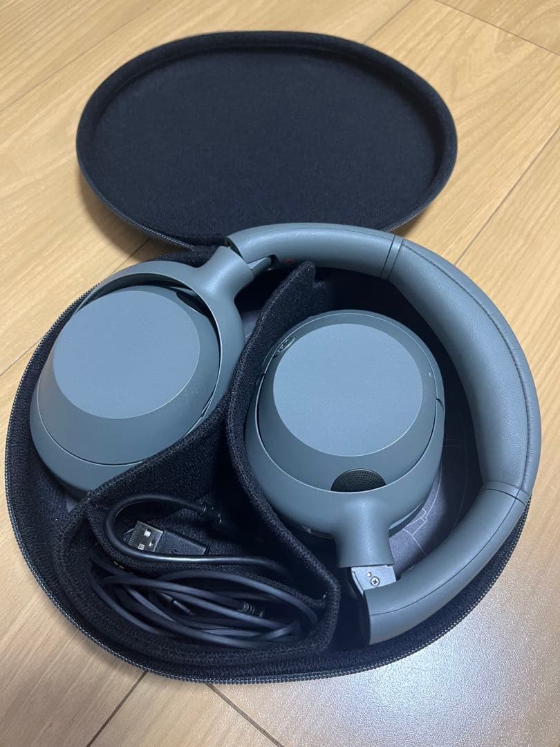 ULT WEAR SONY ワイヤレスヘッドホン グレー