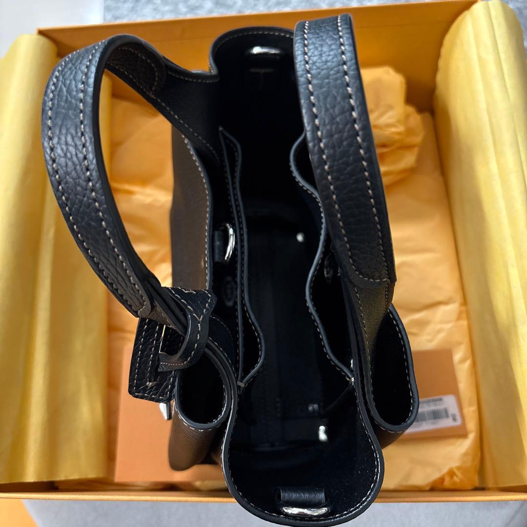 トッズ　バッグ　マイクロ　ストラップ付き