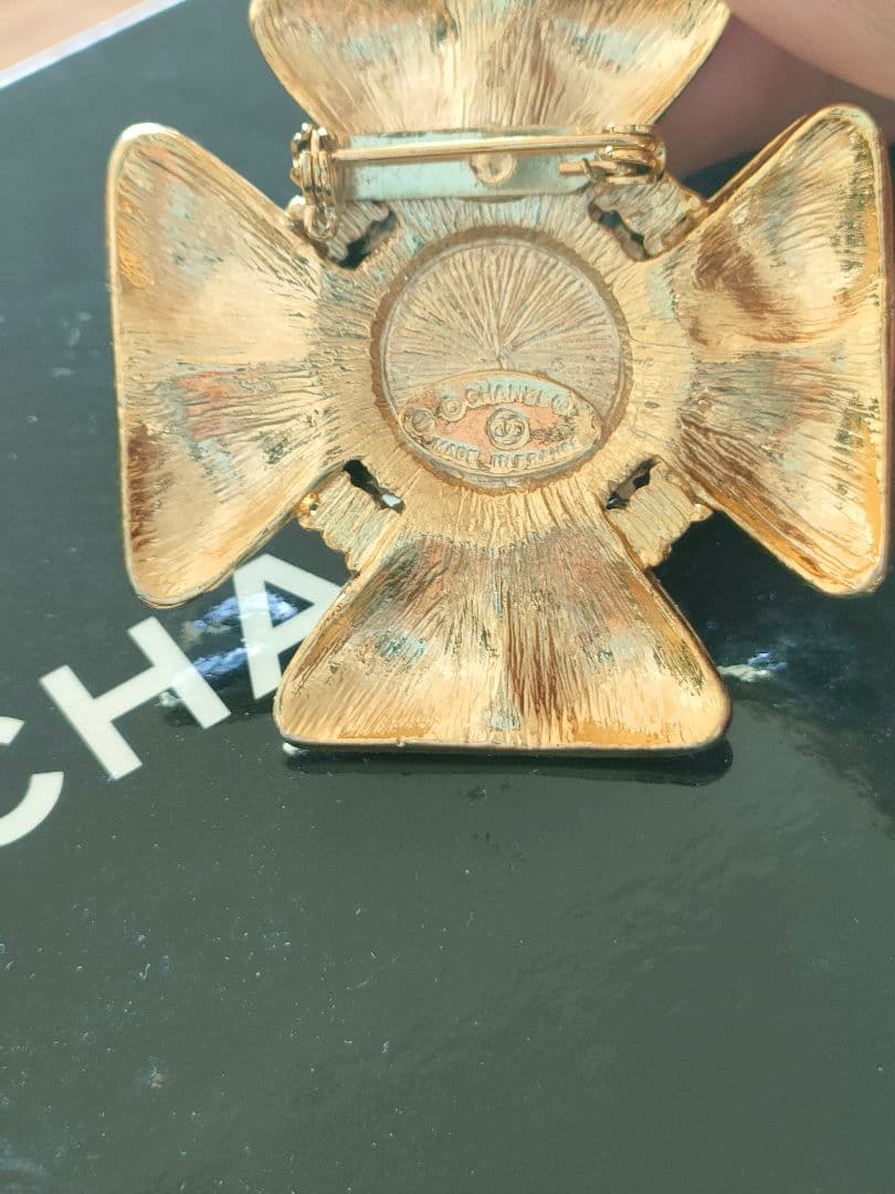 シャネル　ブローチ　パール