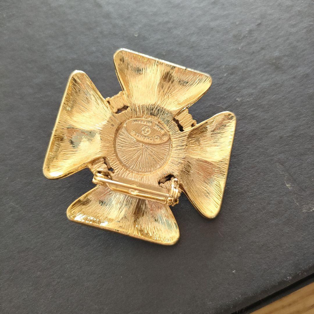 シャネル　ブローチ　パール