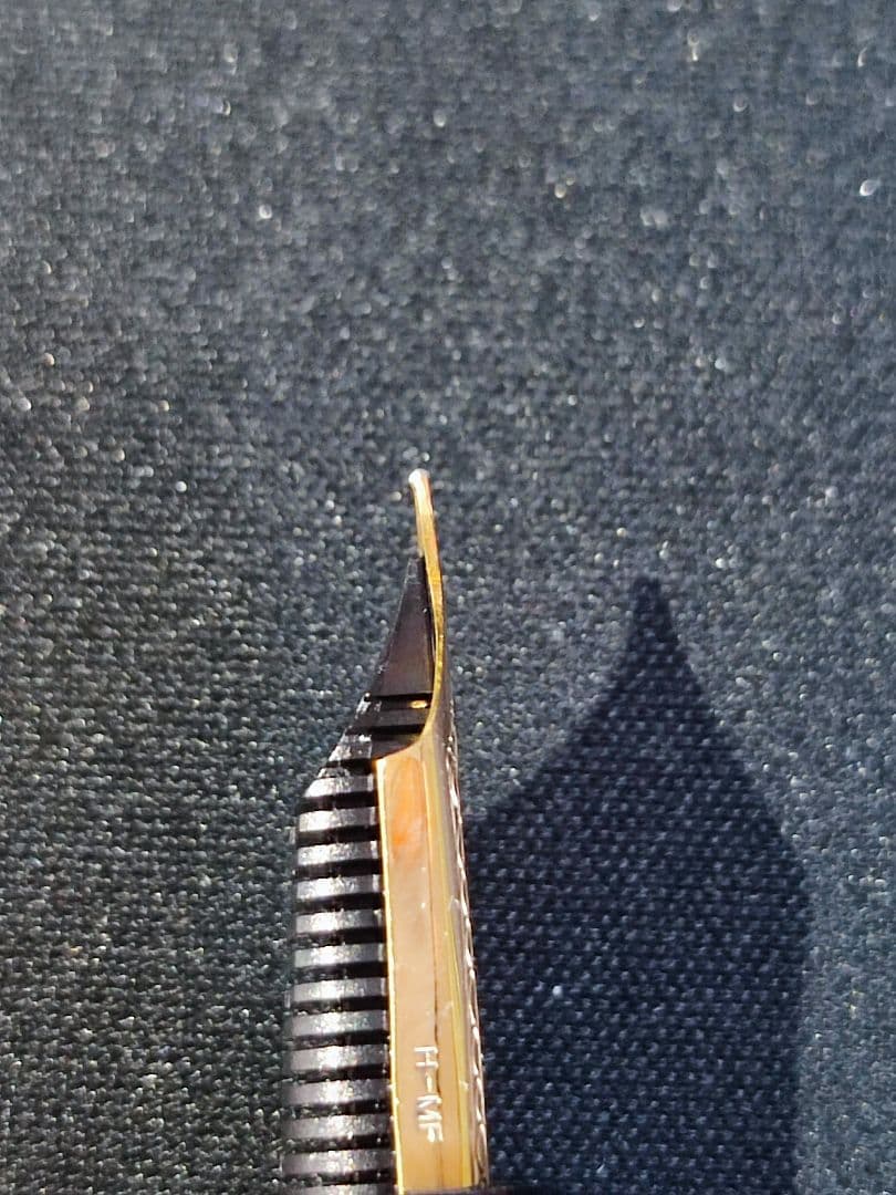 セーラー万年筆　プロフィットレアロ万年筆 中細字