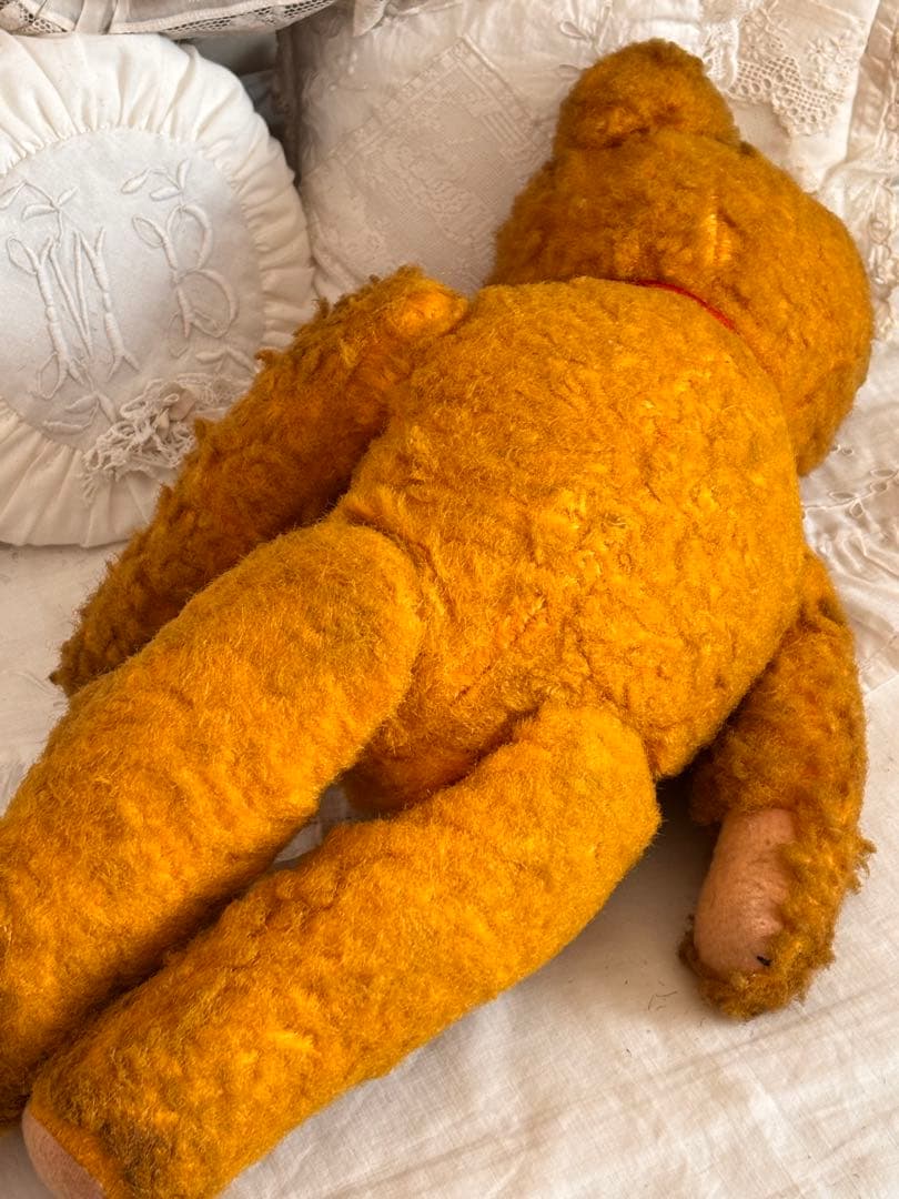 ʕ•ᴥ•ʔ アンティークベア　ドイツ　ボネエプロン付き　アンティークテディベア