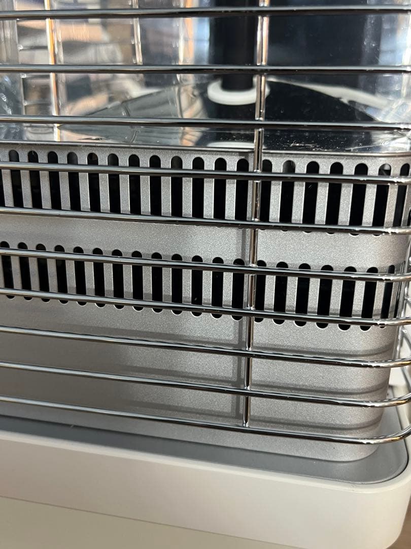 ダイキン 遠赤外線暖房機 DAIKIN ERFT11VS-W