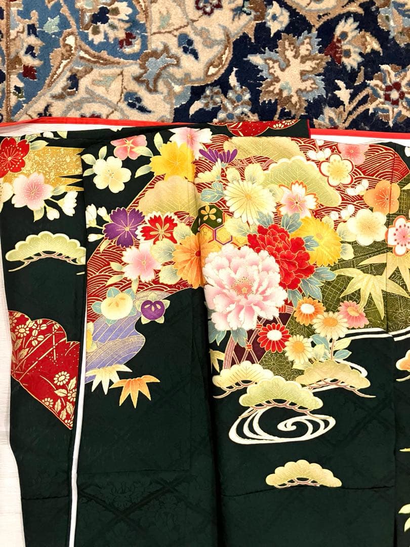 極美品　正絹振袖　袋帯付　抹茶　モスグリーン紫色花柄　金糸刺繍　写真撮影のみ