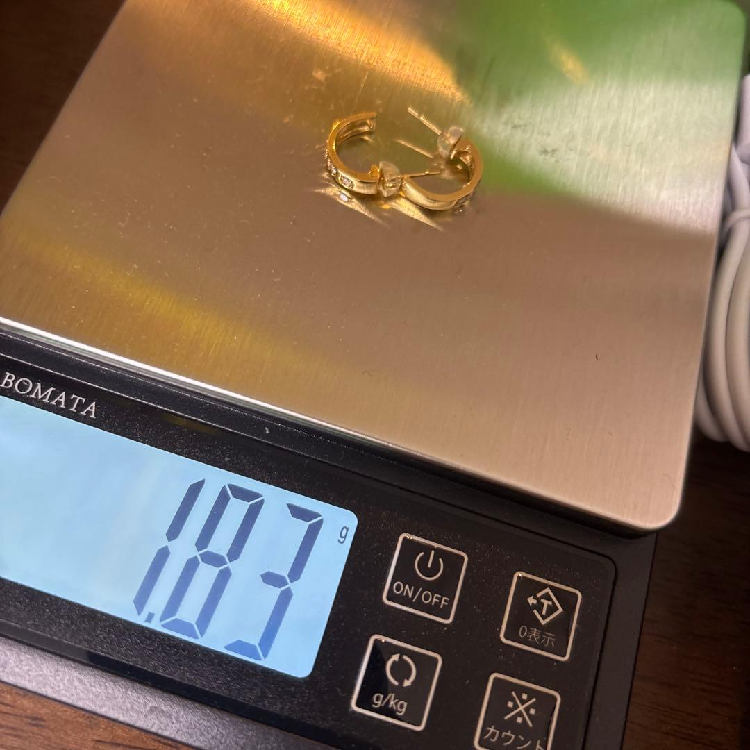 ジュエリーツツミ　k18 ダイヤ3Ｐ　ピアス