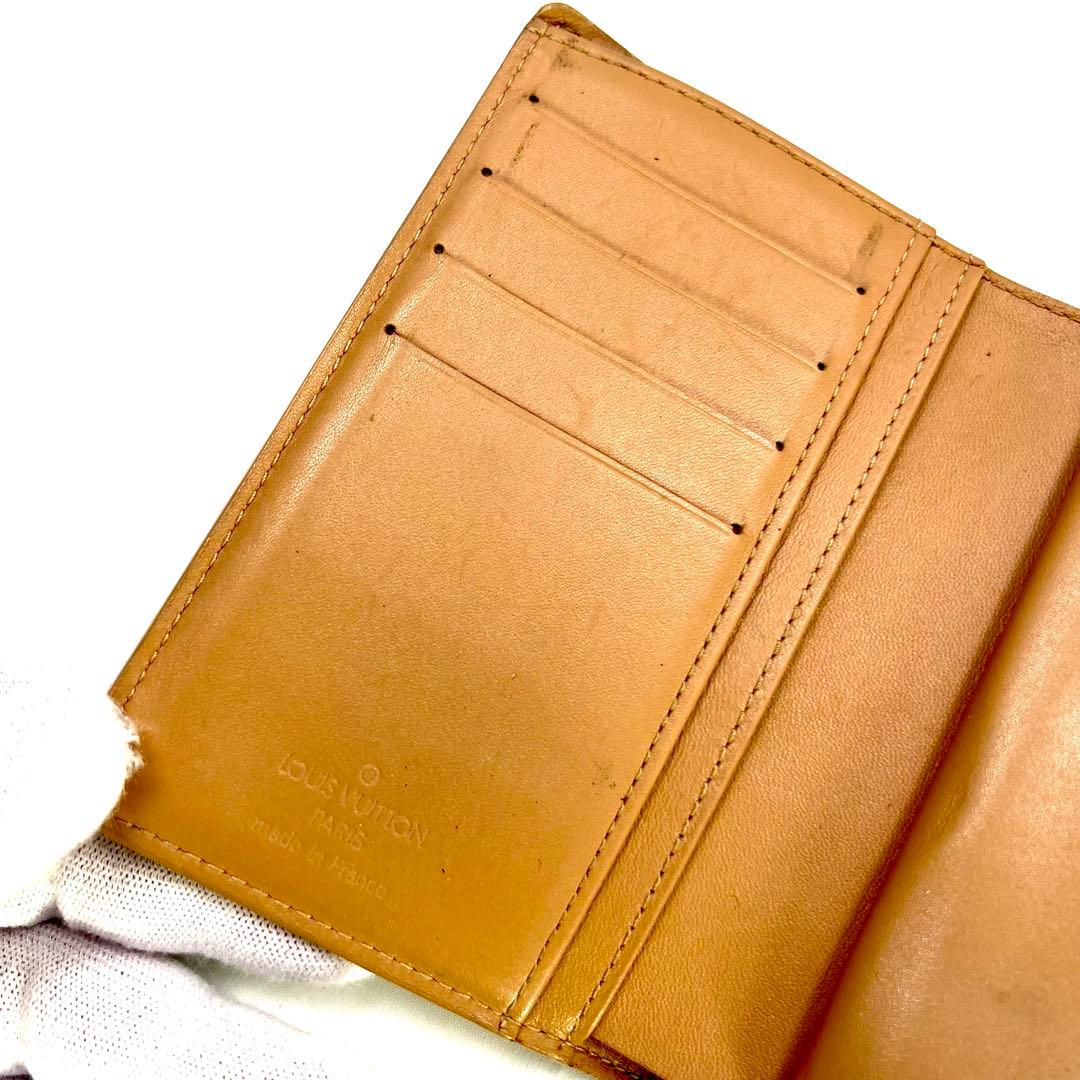 ルイヴィトン ヴェルニ ポルトフォイユ ヴィエノワ カフェオレ がま口財布