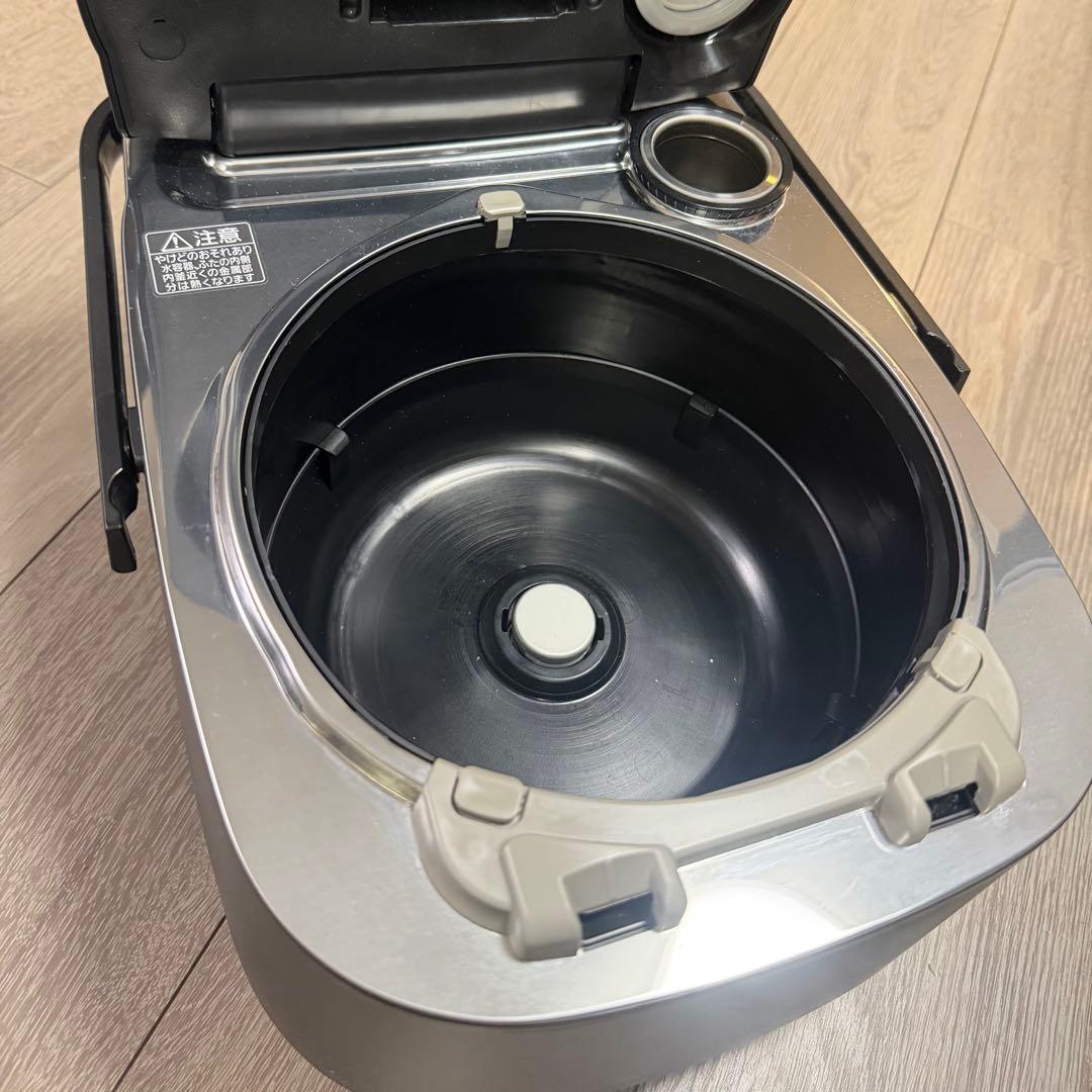 Panasonic 炊飯器 SR-VSX101 2023年製