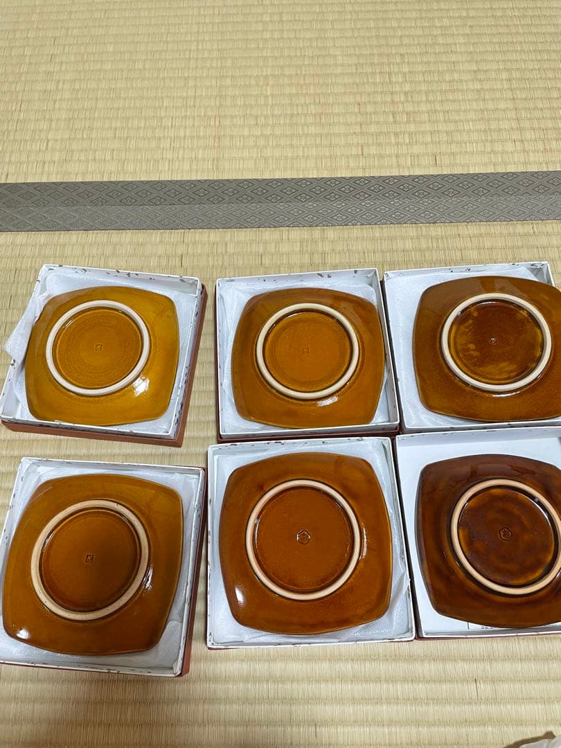 大樋長左衛門 十代 年朗 大樋年朗　干支　皿12枚揃い