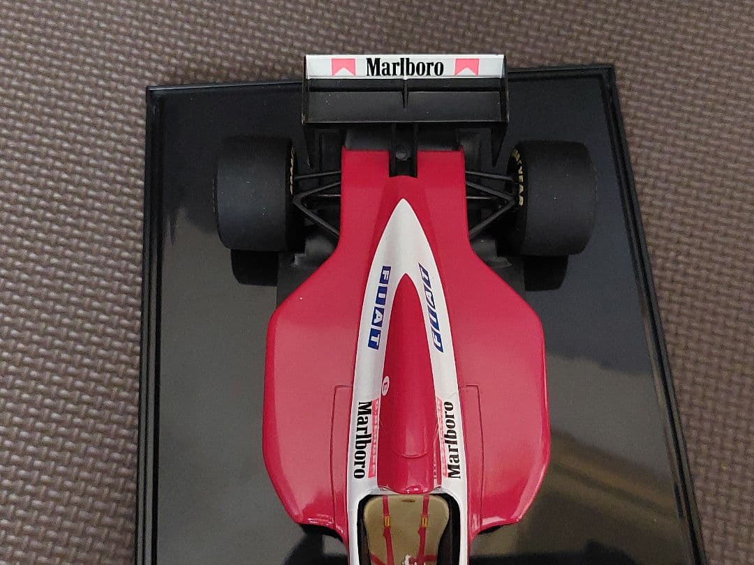 1/18 フェラーリ F93A #28　G.ベルガー Marlboroロゴ仕様