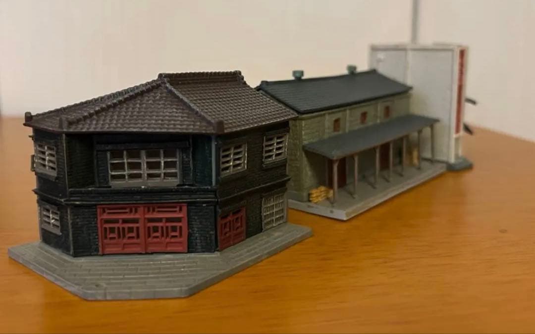 ジオコレ建物11個セット　車両倉庫　狭小住宅　小料理屋他