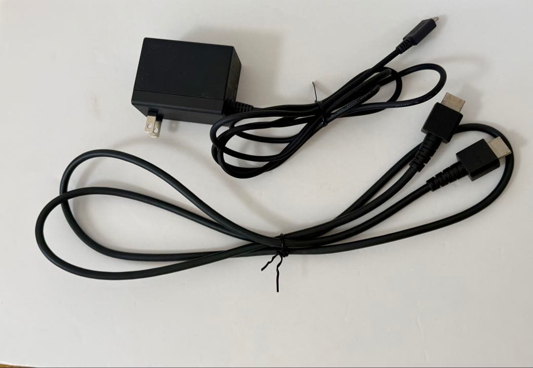 Nintendo Switch 本体＋Joy-Con