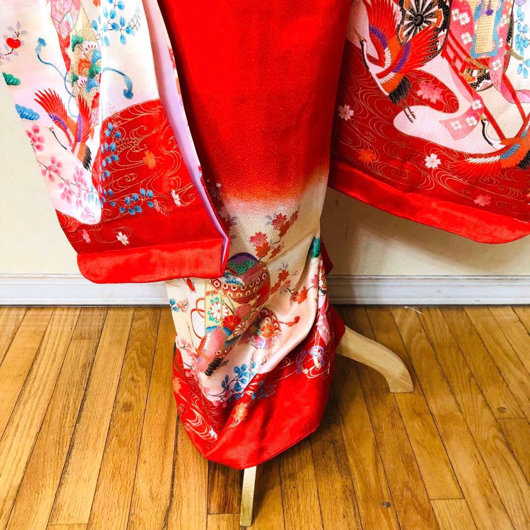 七五三7歳❣️人気赤地暈し古典柄❣️御所車鶴玉で箱金彩際立つ完全フルセット銘品