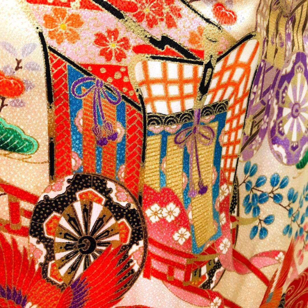 七五三7歳❣️人気赤地暈し古典柄❣️御所車鶴玉で箱金彩際立つ完全フルセット銘品