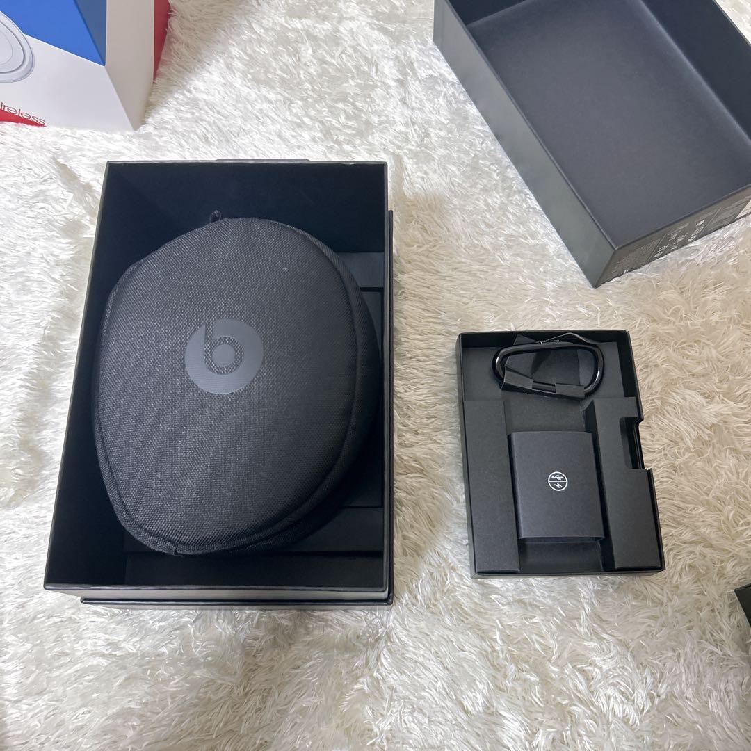 【最終価格】Beats Solo3 Wirelessヘッドホン