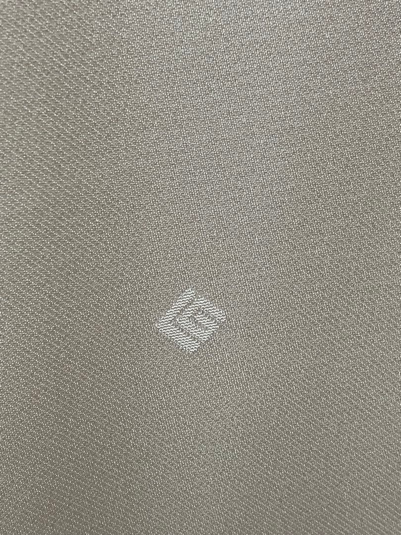 赤白黒 花模様　ブランド　振袖