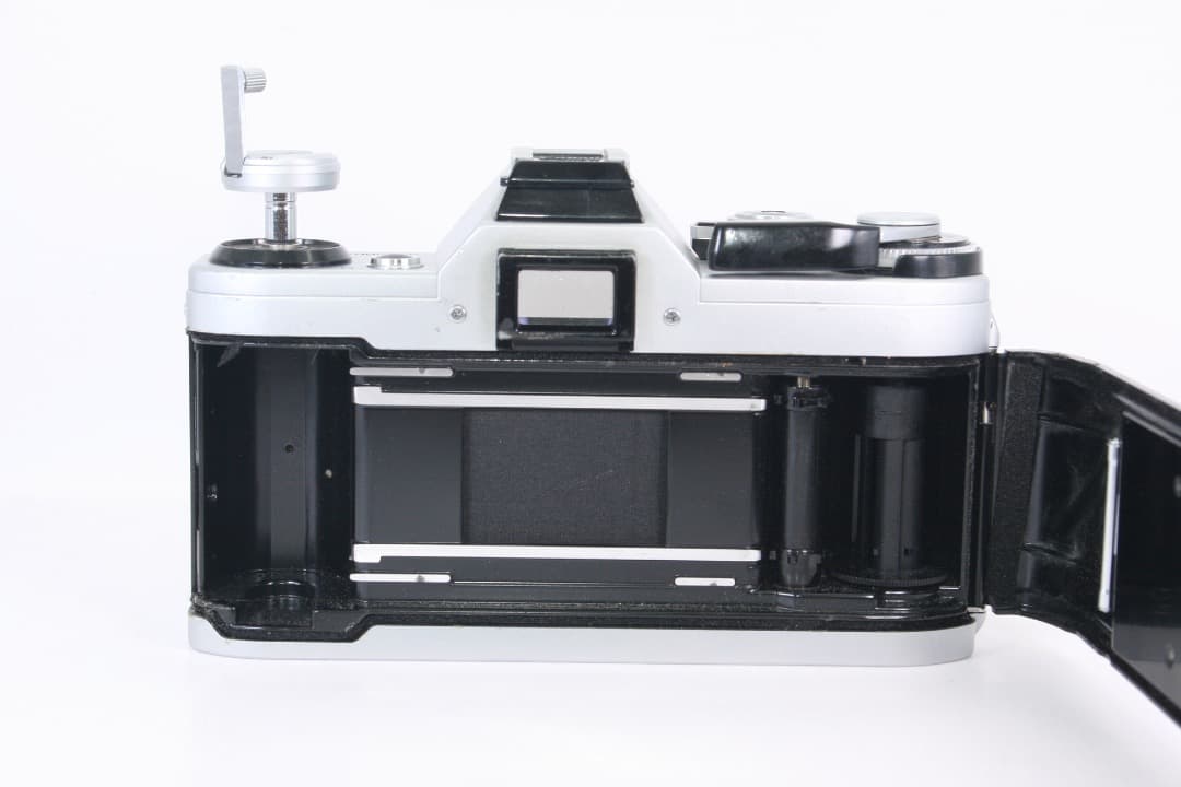 CANON AE-1動作確認済みフィルムカメラ/感動品#318