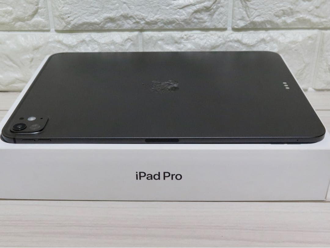 M4 iPadPro 11インチ 1TB MWR63J/A スペースブラック