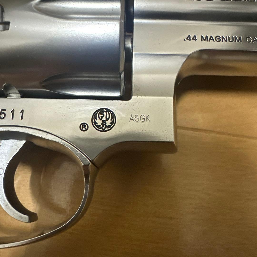 SUPER REDHAWK 44MAGNUMエアガン シルバー/ブラック　18才