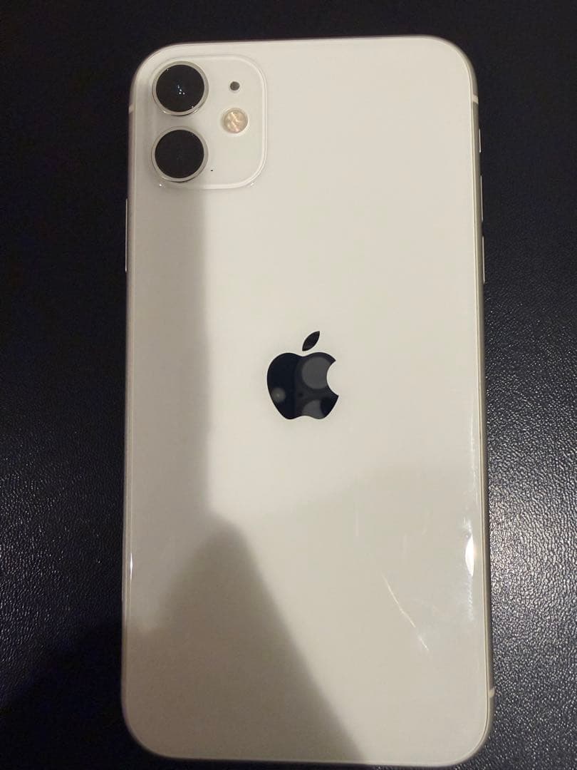 Apple iPhone 11 ホワイト　64G 美品